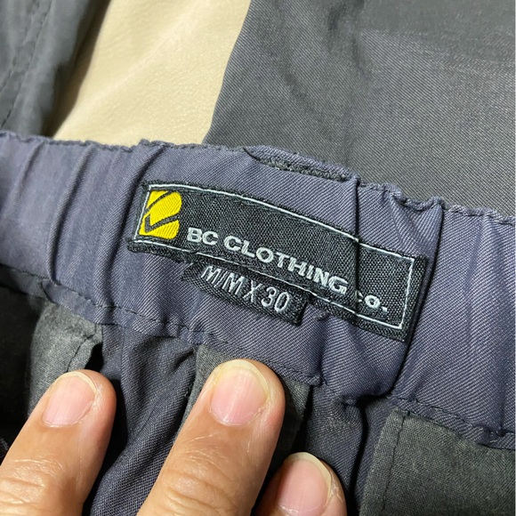 P2- BC CLOTHING CO. 2-Tone Navy Convertible Cargo Pants - Picture 6 of 9